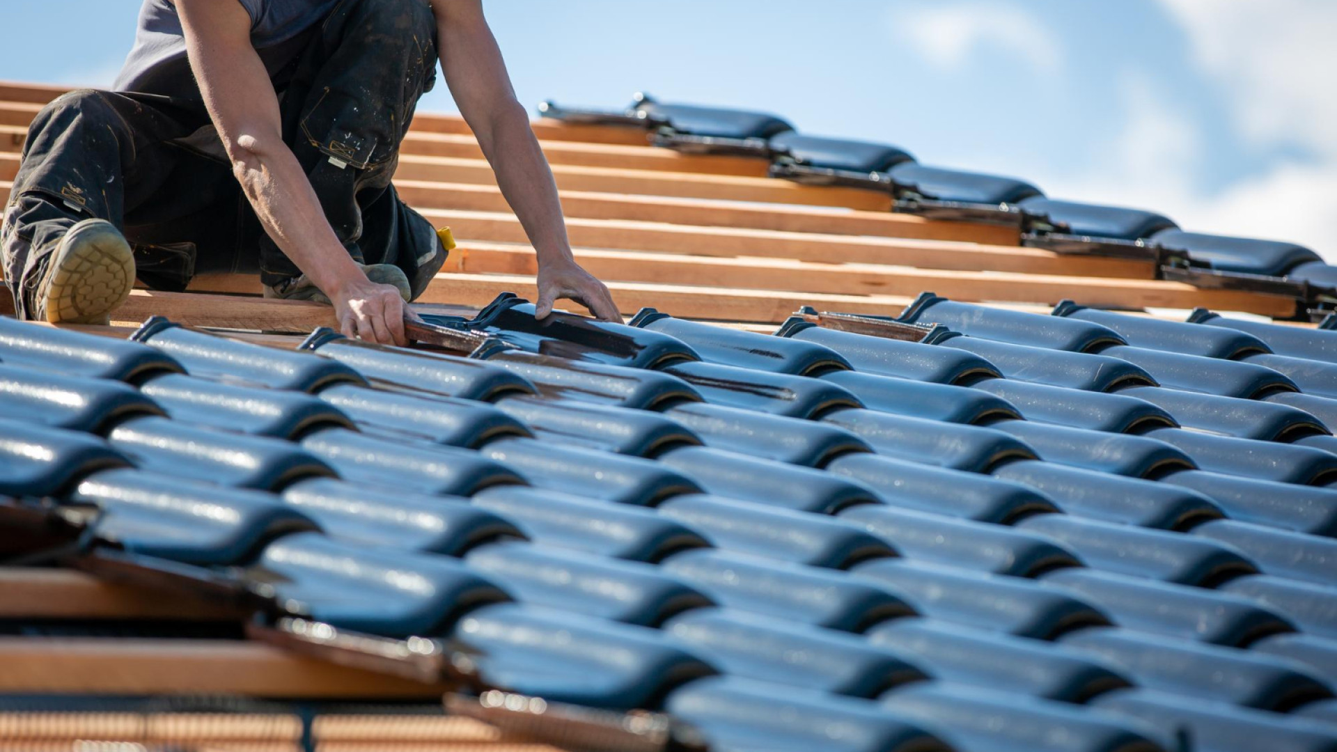 Rénovation de toiture : comment choisir le bon couvreur pour votre projet ?