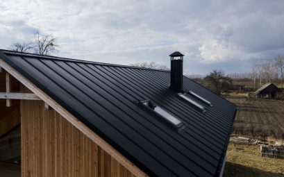 L’habillage de sous-toiture en PVC : pourquoi le confier à un couvreur professionnel ?