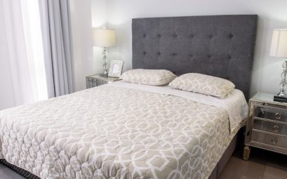 Tête de lit 160 : allier confort et design dans la chambre